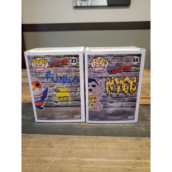 Funko Pop! Pizza Rat with Blue Hat Paulie Pideon #23 54 2020 NYCC Exclusive lot - Picture 2 of 2